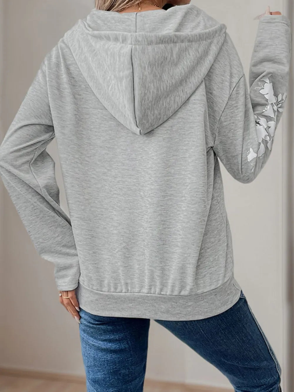 Printed long sleeved thin pullover women's hoodie