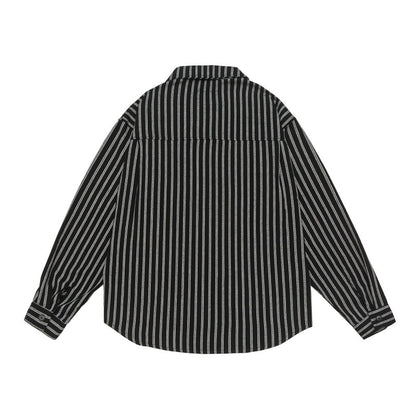 Striped long sleeved loose silhouette shirt