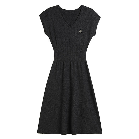 V-neck sleeveless dress slim fit A-line skirt