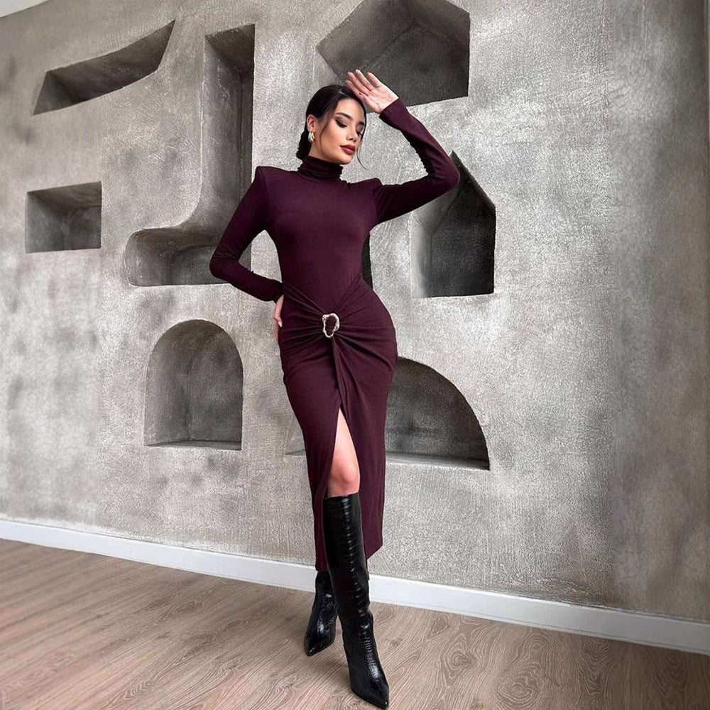 Solid color high neck slit pleated design dress