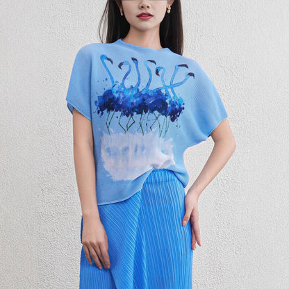 Short sleeved slim fit round neck pullover T-shirt